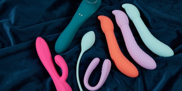 Dildo o vibratore: quale preferire tra i due sex toys?